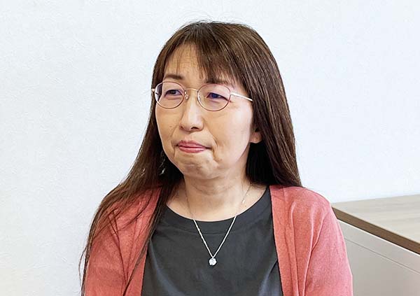 経理課 増渕 利恵