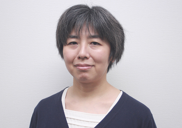 経理課 須川 智子